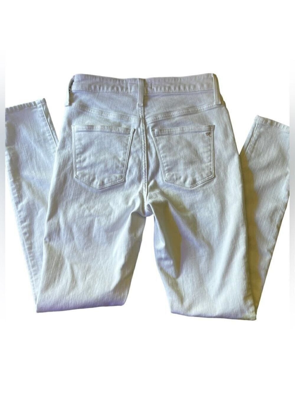 Madewell Curvy High Rise Skinny Jeans in Pure White - Picture 9 of 16